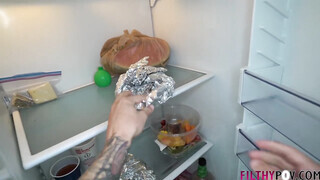 Sheena Ryder a fiatal szexy milf