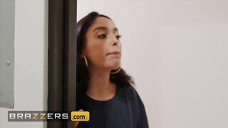 Brazzers – Vanessa Sky a hatalmas picsájú latin amerikai lány