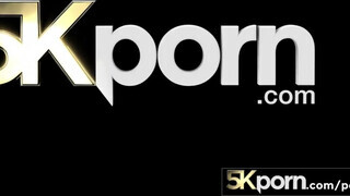 5KPorn - Naomi Blue puncija megbaszva