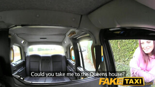 FakeTaxi cuki amcsi lány engedi popsiba is