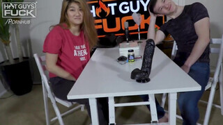 Hot guys fuck - a pici japán lány és a japán hapsi