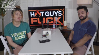 Hot guys fuck - a japán lány nagyon örül a méretes fasznak