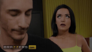 Brazzers - Zuzu Sweet-et análba keféli a Barista pasi