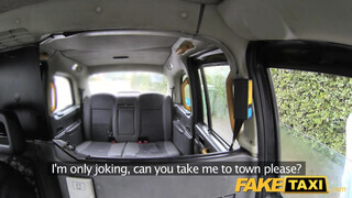 Fake Taxi - Titkárnő milf megdugva