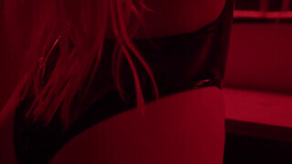 SecretCrush4K - Goth lány anál maszturbálása