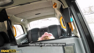 Fake Taxi - Szexy brazil lány megdugva a taxiban