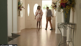 HotwifeXXX - Amari Anne a vékony barna asszony