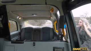 Fake Taxi - Micky Muffin popsiba rakva