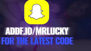 MrLuckyPOV - Fullos fehérneműs fiatal lány