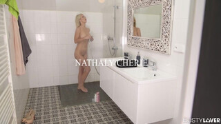 Nathaly Cherie puncija és segge is bekúrva