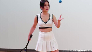 Private Interracial - Maria Wars és Lya Missy hármasban dugnak