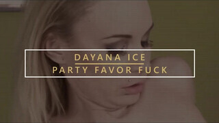 Dayana Ice picsája megrakva