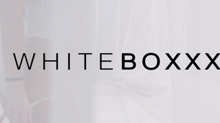 WhiteBoxxx - Vinna Reed a fullos cseh csaj