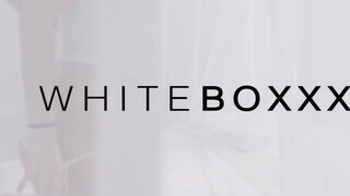 WhiteBoxxx - Sarah Kay gyengéd baszása