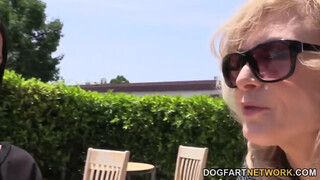Nina Hartley és Raven Bay meg a néger manus