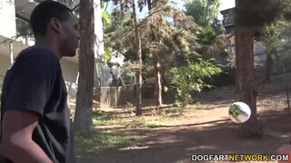 Jezabel Vessir fehér krapek farkára vágyott