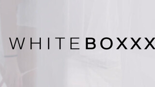WhiteBoxxx - Vera Wonder a bombázó magyar csaj
