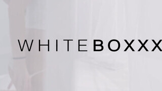WhiteBoxxx - Tina Blade a kicsike tőgyes horvát lány