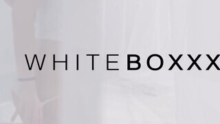 WhiteBoxxx - Vika Lita élvezi ha oboázzák