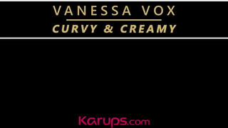 Vanessa Vox a tetovált kreol milf
