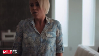 Milfed - Helena Locke a gyönyörű nevelő anya