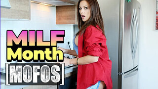MOFOS - Mandy Flores feneke meghágva