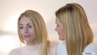 Blake Eden és Abby Cross tüzes leszbi nyaldosása